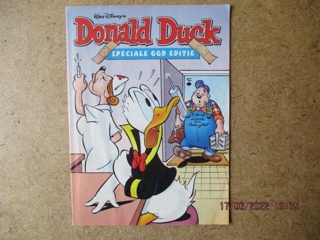 adv6687 donald duck ggd, Boeken, Stripboeken, Eén stripboek, Ophalen, Gelezen