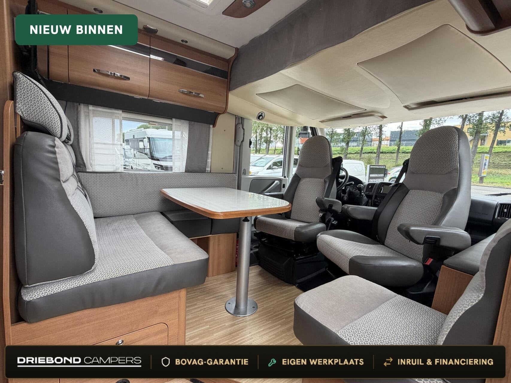 Lmc Liberty Explorer 635G Dwarsbed Hefbed Zonnepaneel Luifel, Integraal, Airbags, 6 tot 7 meter, Bedrijf