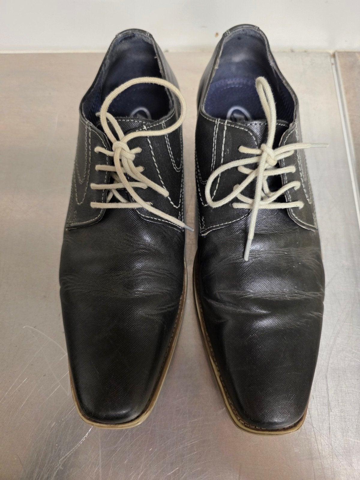 goede nette heren schoenen maat 43, Overige kleuren, Ophalen of Verzenden, Zo goed als nieuw, Veterschoenen