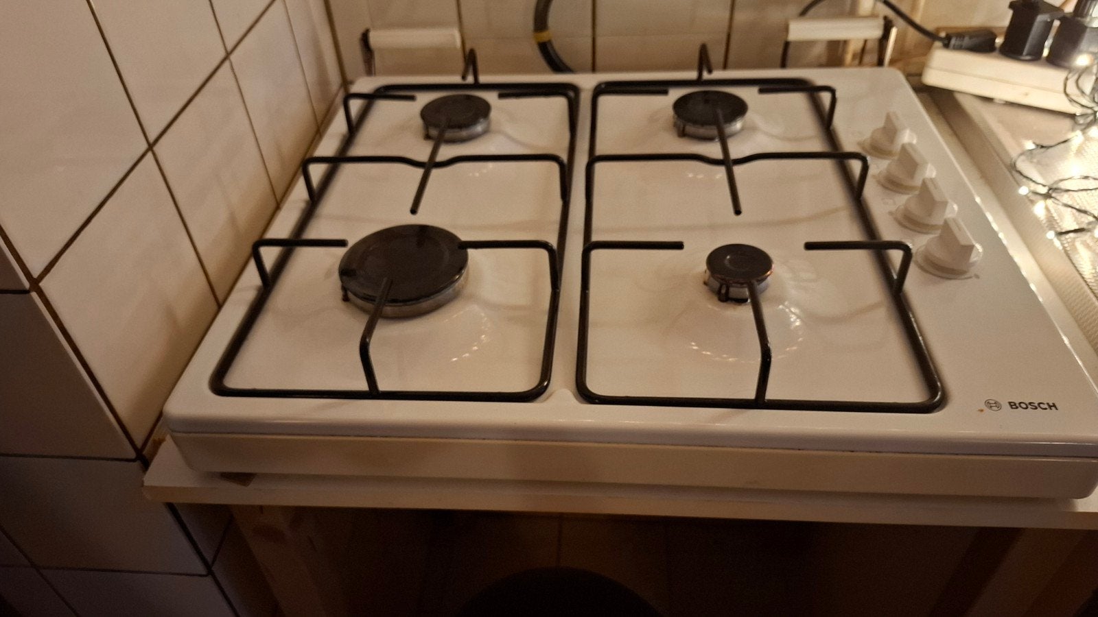 Bosch gasfornuis met glazen plaat - 4 kookzones, Ophalen, Gebruikt, Minder dan 85 cm, 4 kookzones