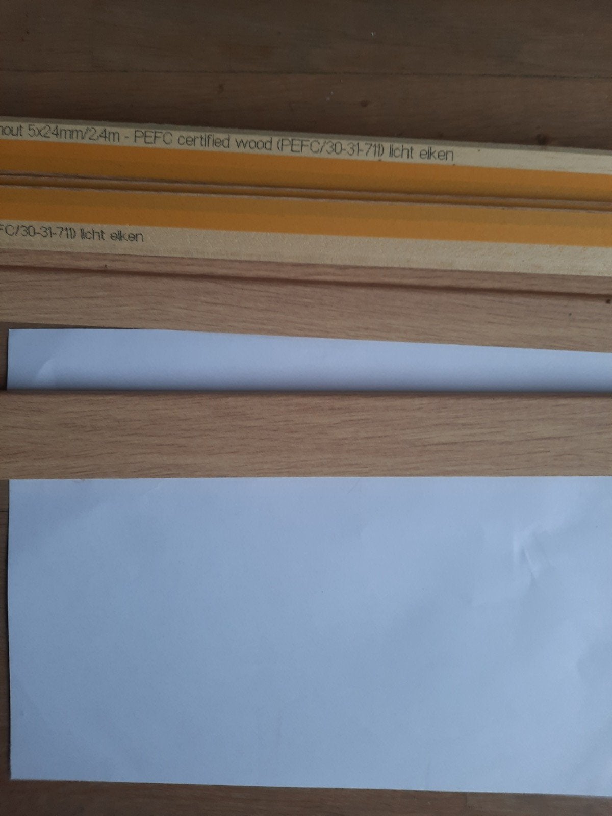 Plinten Plakplint hout lichteiken 5x24mm/2,4m   28,8m NIEUW, Doe-het-zelf en Verbouw, Ophalen, Nieuw, Plinten