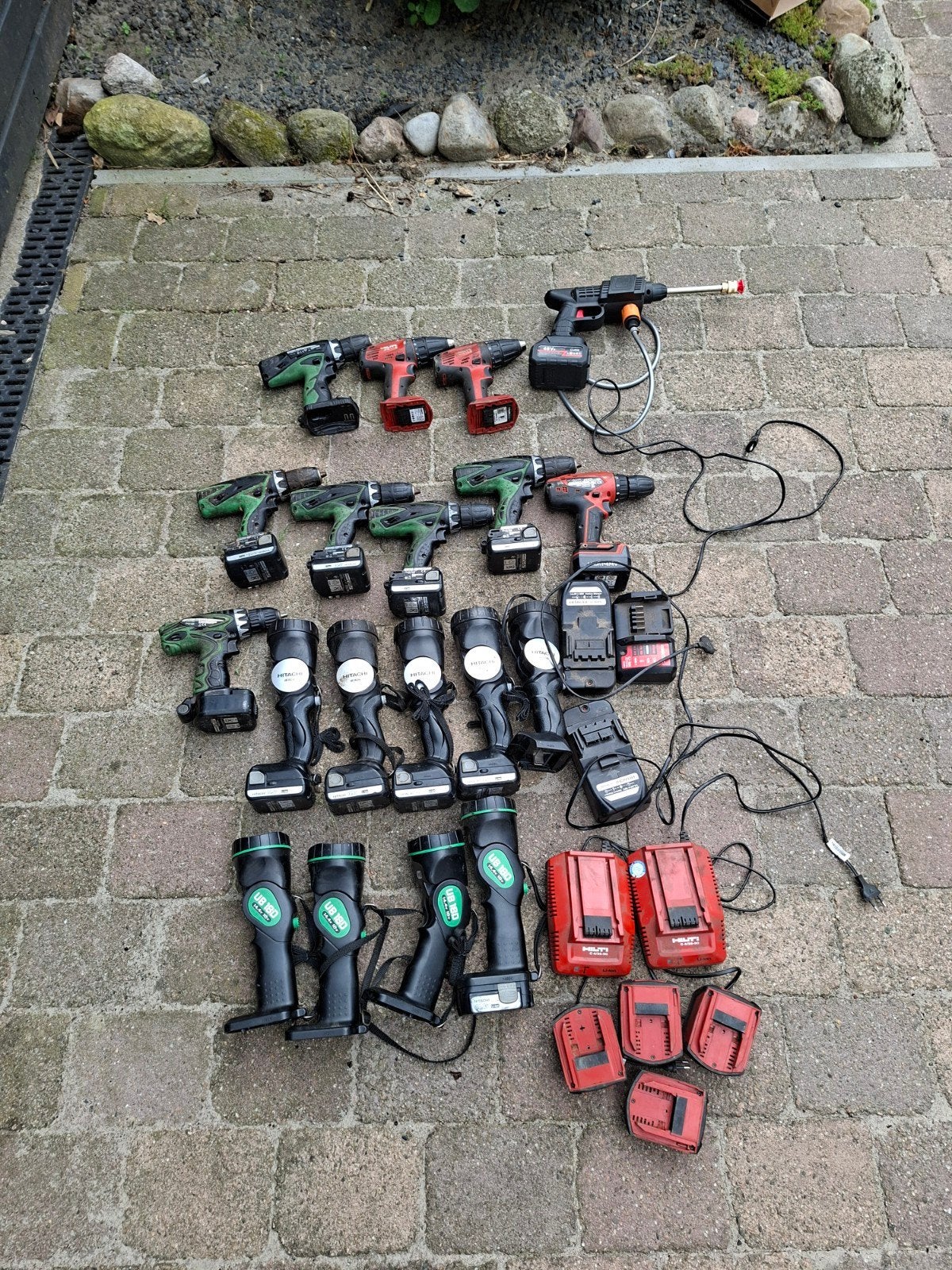 Grote partij accu-gereedschap Hitachi, Hilti, makita, Doe-het-zelf en Verbouw, Gereedschap | Boormachines, Gebruikt, Variabele snelheid