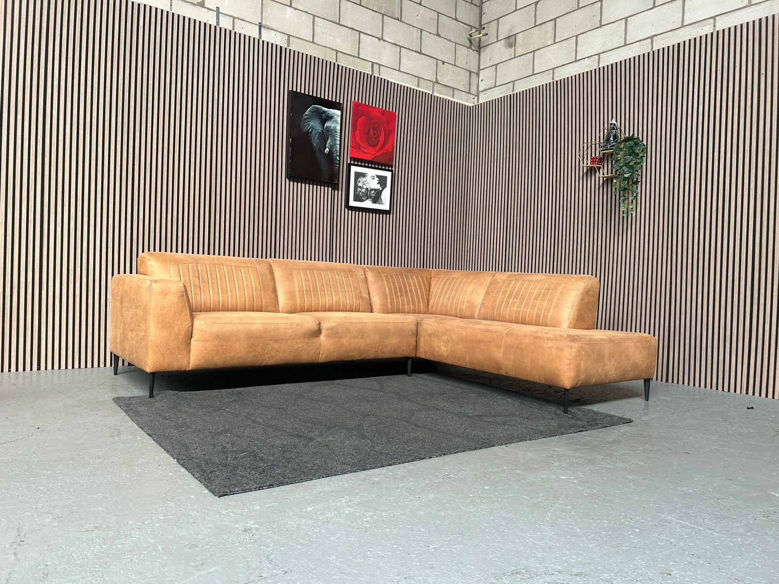 GRATIS LEVERING Hoekbank Cognac 277X226 GEREINIGD, 250 tot 300 cm, Hoekbank, Ophalen of Verzenden, Zo goed als nieuw