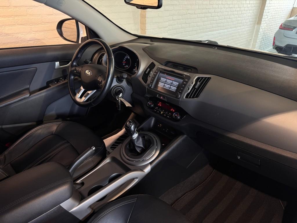 Kia SPORTAGE 1.6 GDI X-Treme ExecutiveLine Camera Trekhaak L, 135 pk, Gebruikt, 4 cilinders, Met garantie (alle)