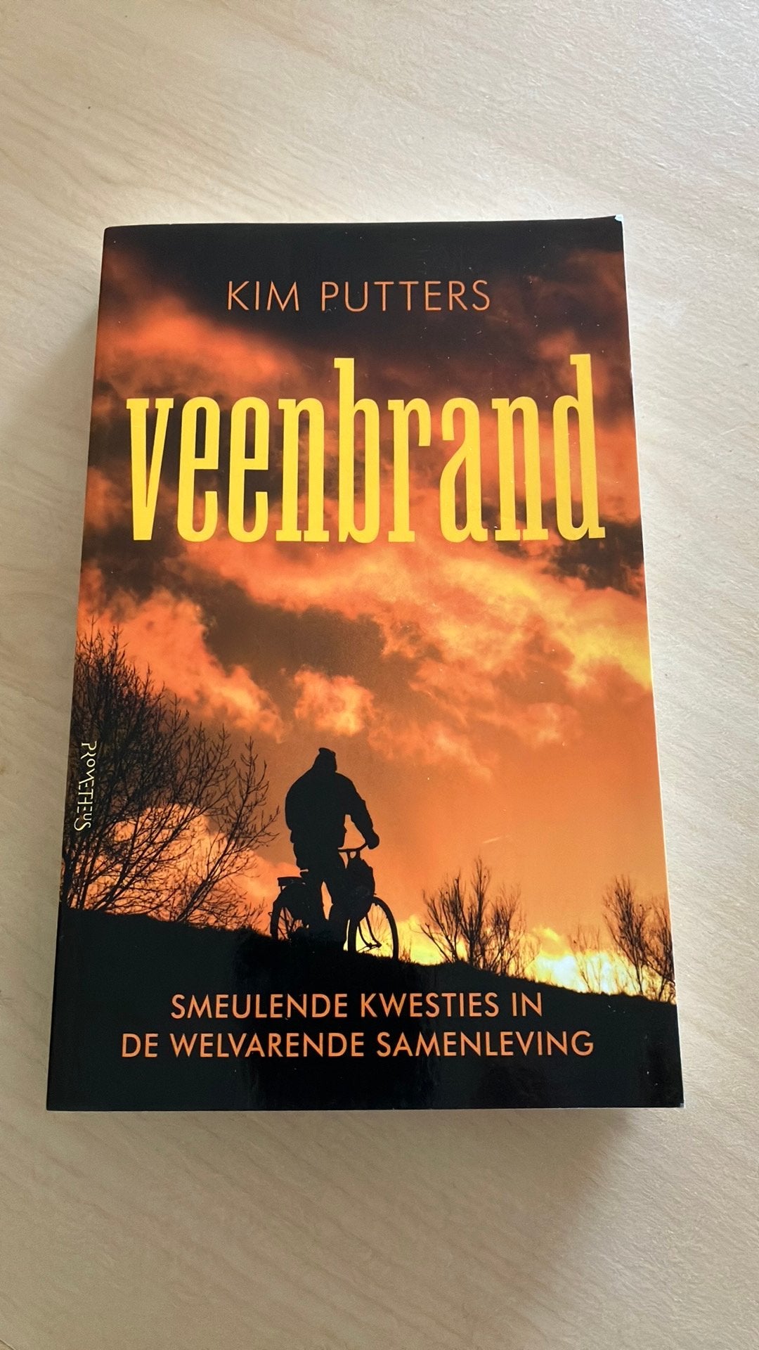Kim Putters Veenbrand, Ophalen, Zo goed als nieuw