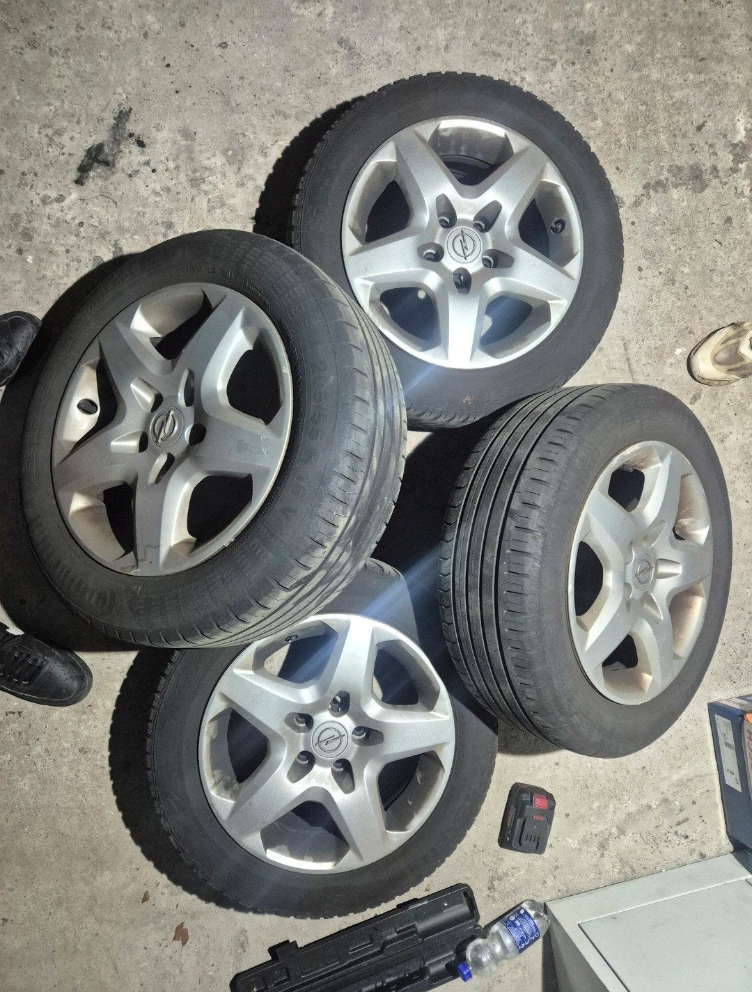 Opel Astra H Velgen met Banden, Ophalen, Gebruikt, 16 inch, Banden en Velgen