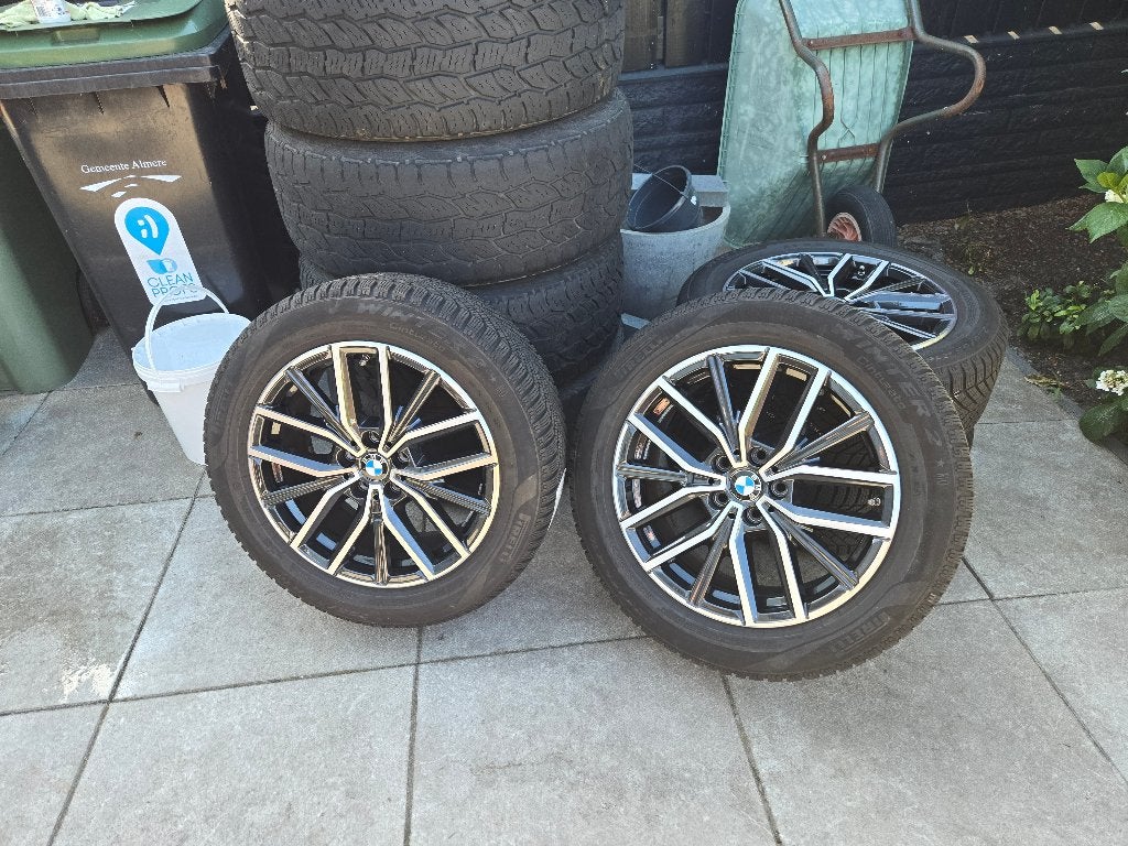 BMW WINTERWIELSET 18” M DUBBELSPAAK 838M) X1-IX1 (10 en U11), Auto-onderdelen, Banden en Velgen, Ophalen, 18 inch, Gebruikt, Velg(en)