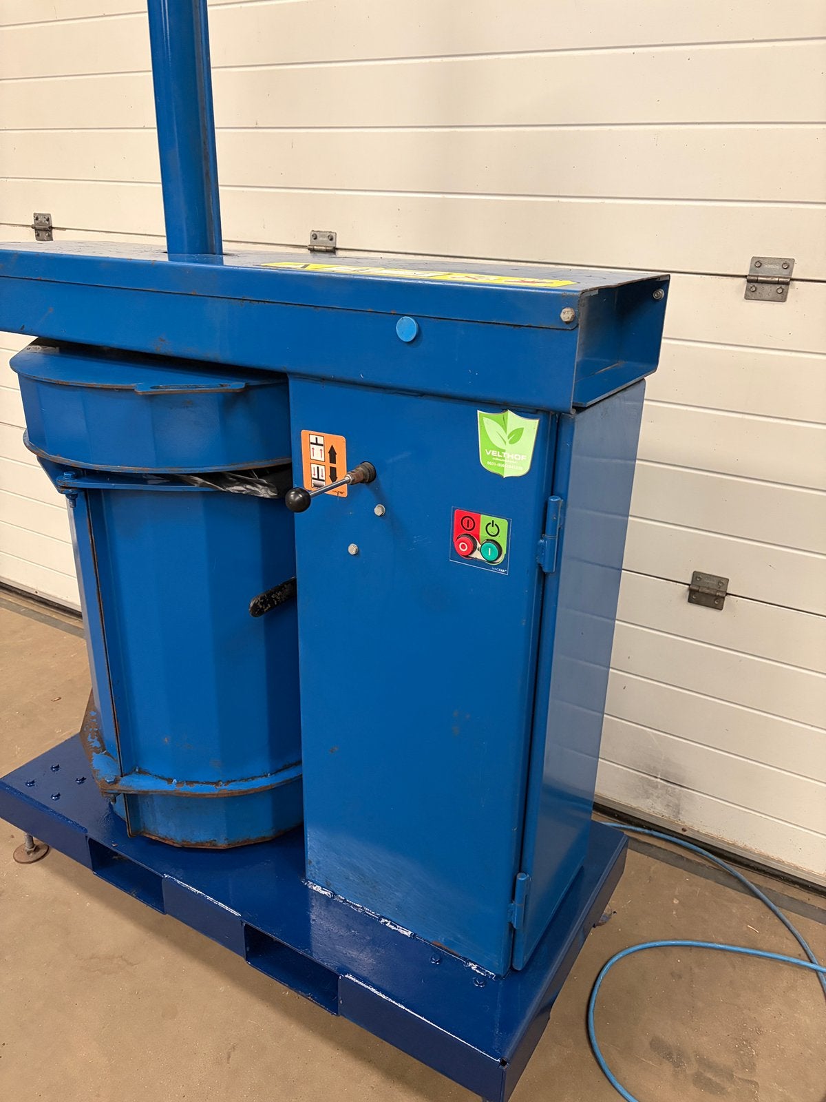 Afvalpers zakkenpers kartonpers papierpers klikopers recyle, Ophalen of Verzenden