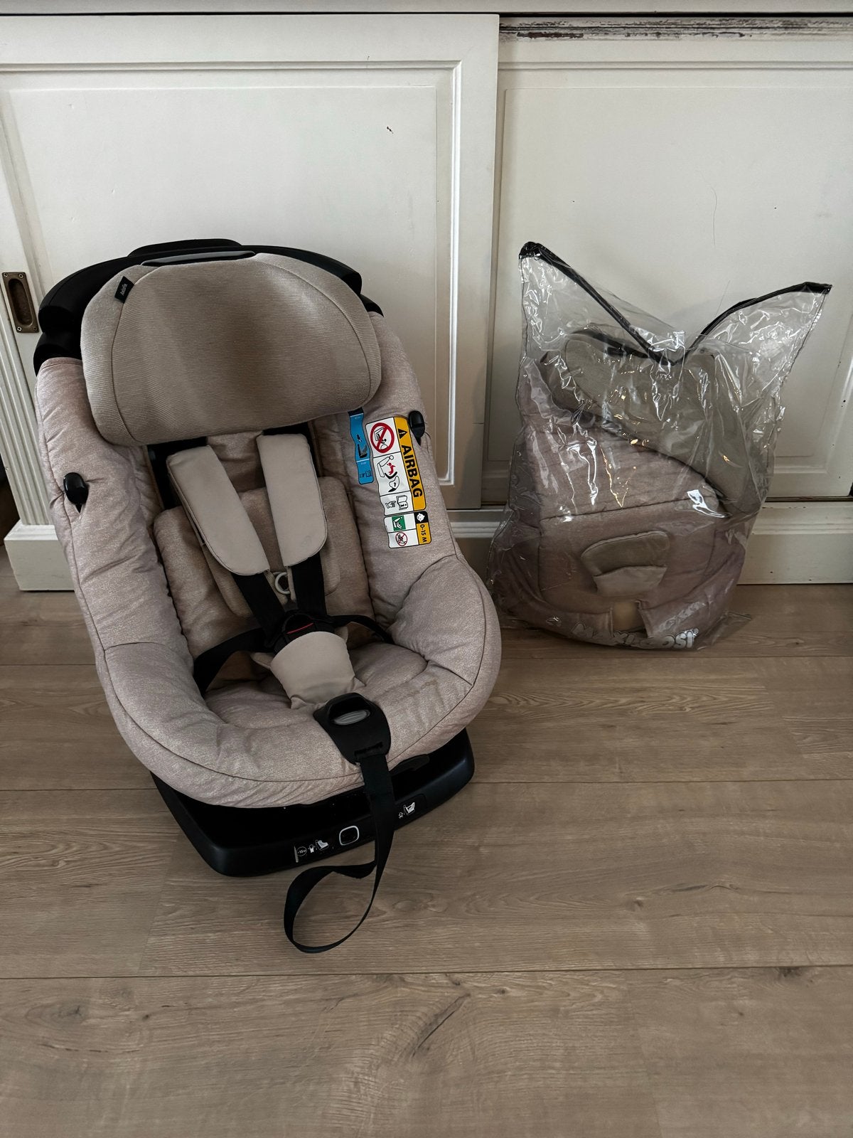 Maxi-Cosi AxissFix Draaibare Autostoel met extra hoes, Kinderen en Baby's, Autostoeltjes, Ophalen, Gebruikt, 0 t/m 18 kg, Verstelbare rugleuning