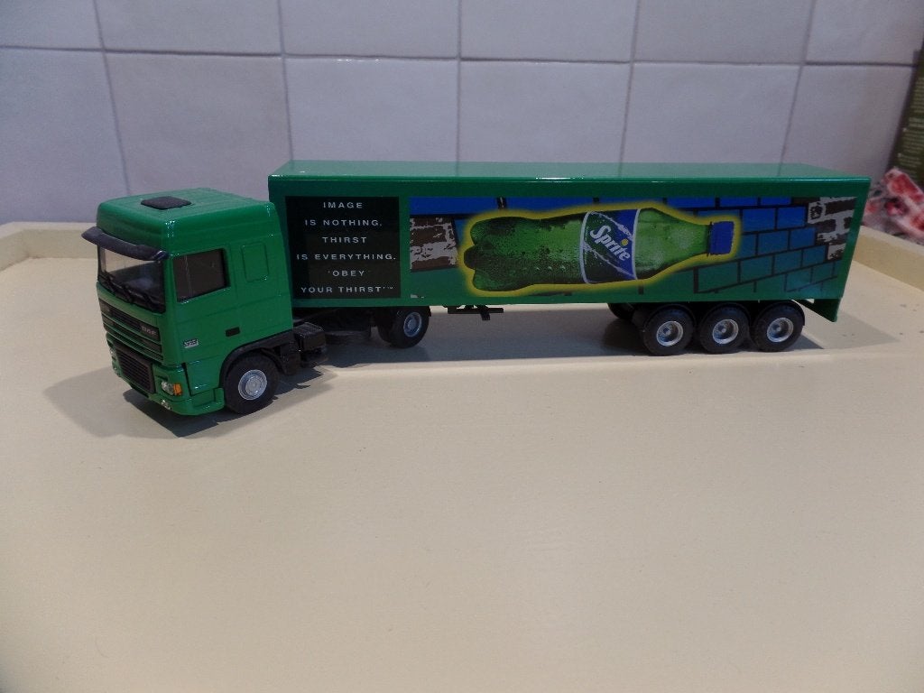 DAF trekker oplegger Sprite (Lion Toys), Verzenden, Zo goed als nieuw, Bus of Vrachtwagen, Lion Toys