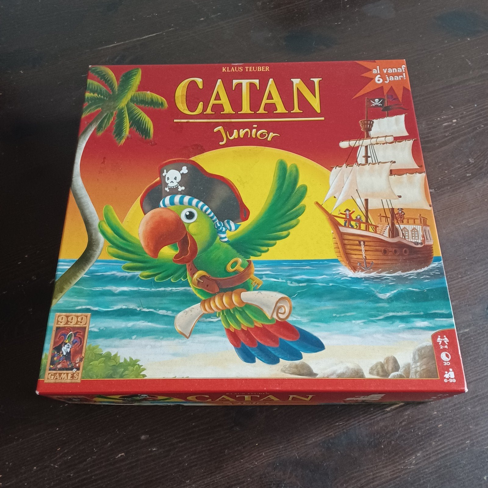Catalogus Junior van 999 Games, Drie of vier spelers, Ophalen of Verzenden, Gebruikt, 999 Games