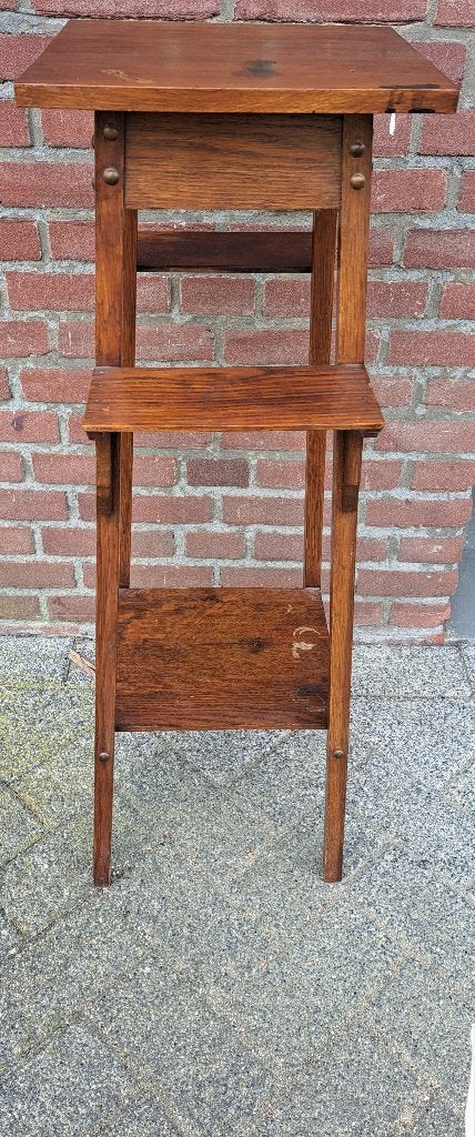 Houten bij zet tafeltje moet wel een beertje op knapen, Minder dan 55 cm, Gebruikt, Vierkant, Hout