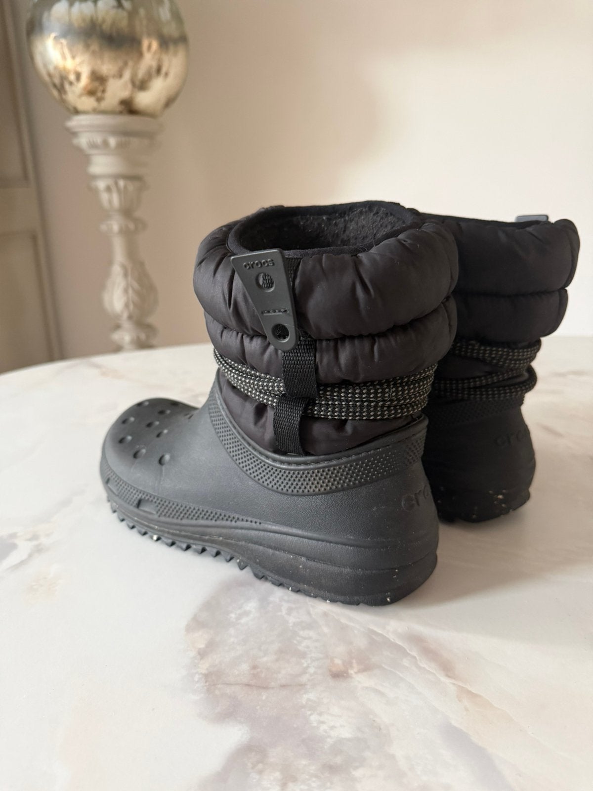Crocs laarzen met warme binnenvoering - Maat 37/38, Ophalen of Verzenden, Gedragen, Zwart, Lage of Enkellaarzen