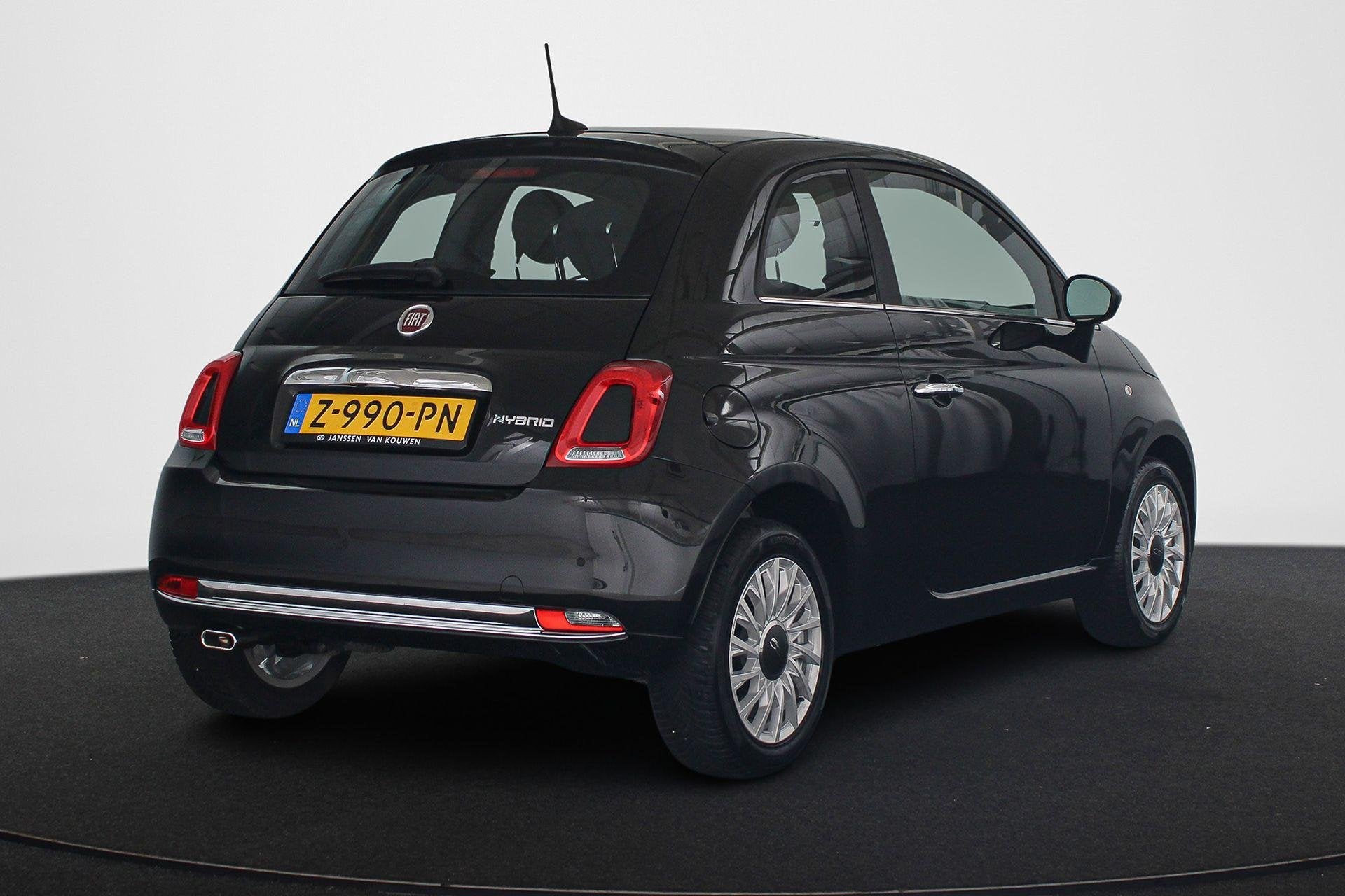Fiat 500 1.0 Hybrid Dolcevita Finale Panoramadak Airco Apple, Voorwielaandrijving, Stof, Euro 6, LED verlichting