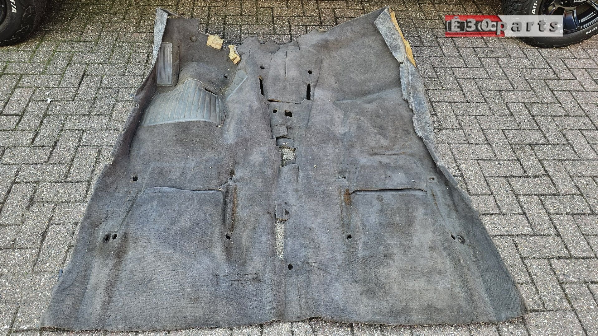 Tapijt vloerbedekking grijs antreciet BMW 3 serie E30 sedan, Ophalen, Gebruikt, -, -