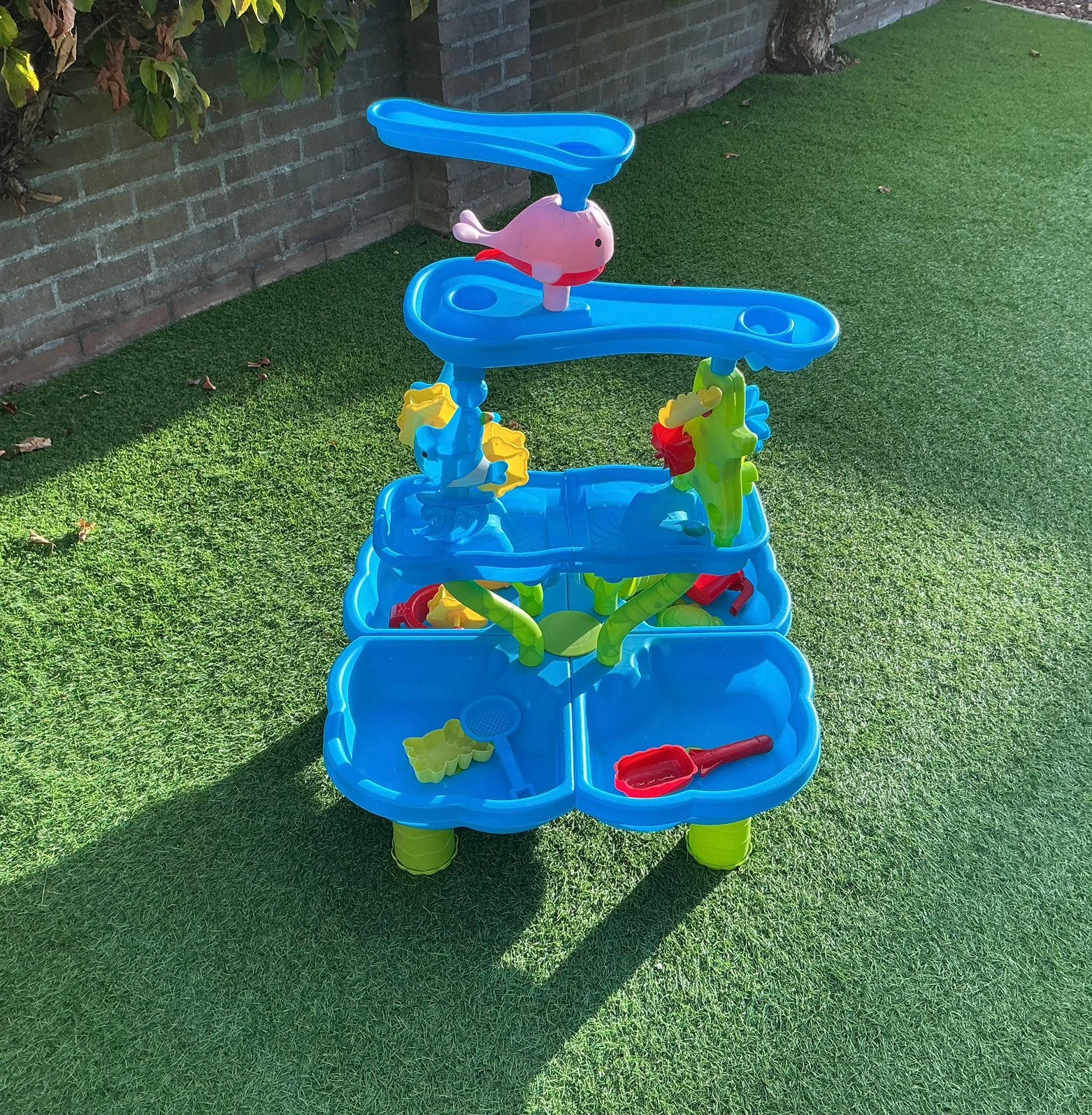 Te koop water/ zandtafel, Kinderen en Baby's, Speelgoed | Buiten | Los speelgoed, Ophalen of Verzenden, Zo goed als nieuw