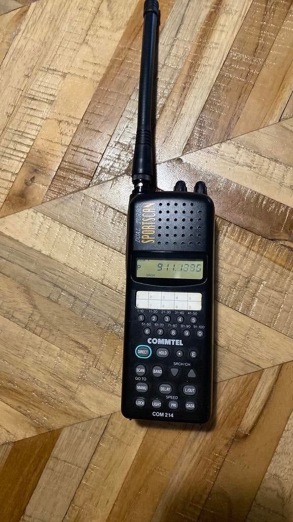 Commtel 214.  Dual turbo sportscan zie beschrijving.25 euro, Telecommunicatie, Ophalen, Zo goed als nieuw, 30 tot 200 kanalen