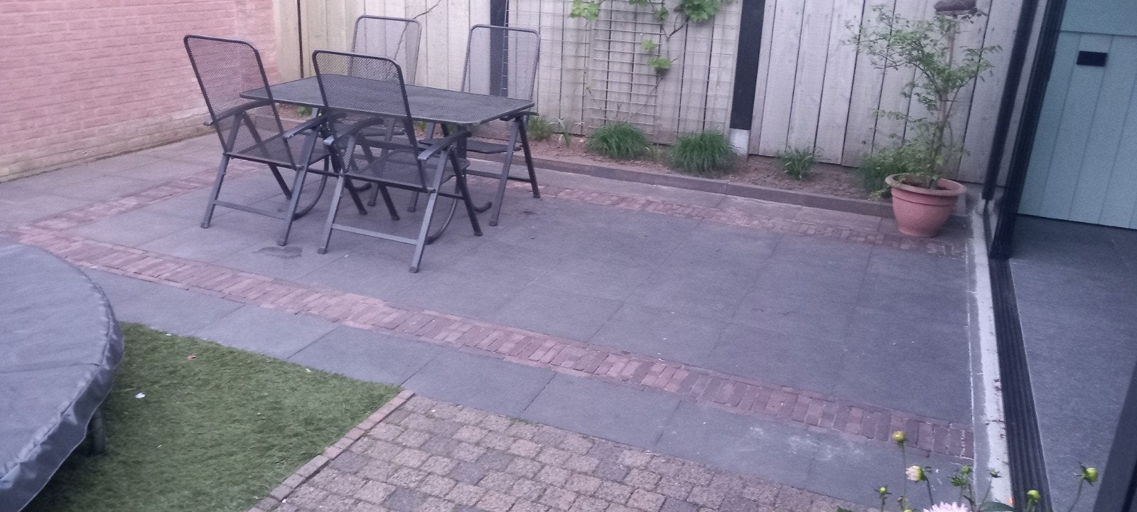 Tuinset gratis ophalen, Ophalen of Verzenden, Beton, Terrastegels