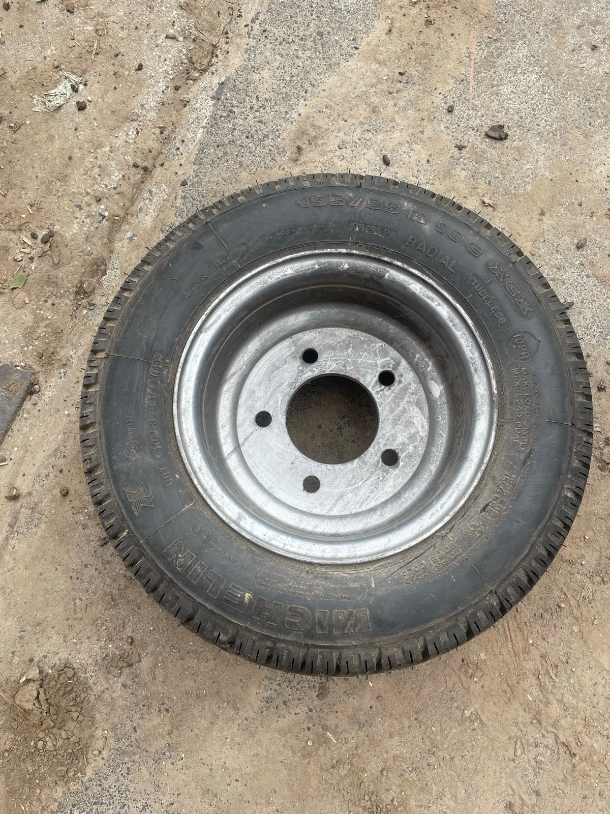 Nieuw Veldhuizen aanhanger band + velg 195/55 R10C Michelin, Ophalen of Verzenden, Gebruikt