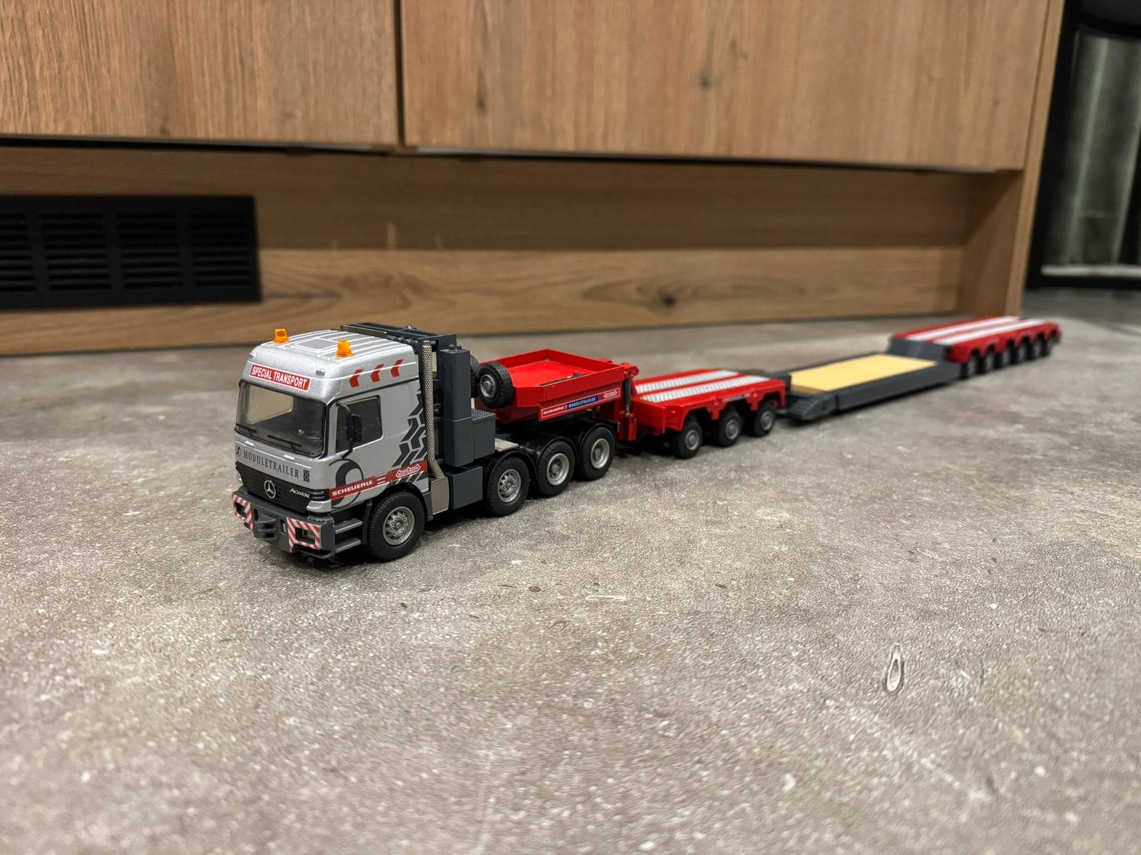 Mercedes-Benz Titan + Nooteboom Scheuerle module trailer, Hobby en Vrije tijd, Ophalen, Zo goed als nieuw, Bus of Vrachtwagen