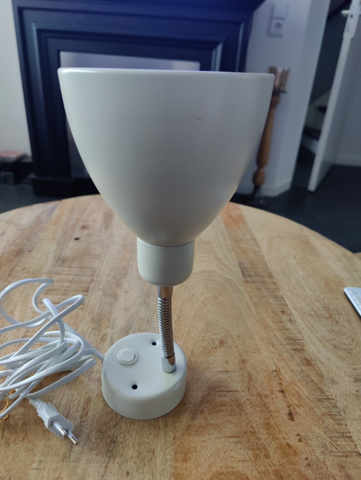 IKEA Vintage Wandlamp - Verstelbaar - 28 cm, Met schakelaar, Gebruikt, IKEA, Ophalen of Verzenden