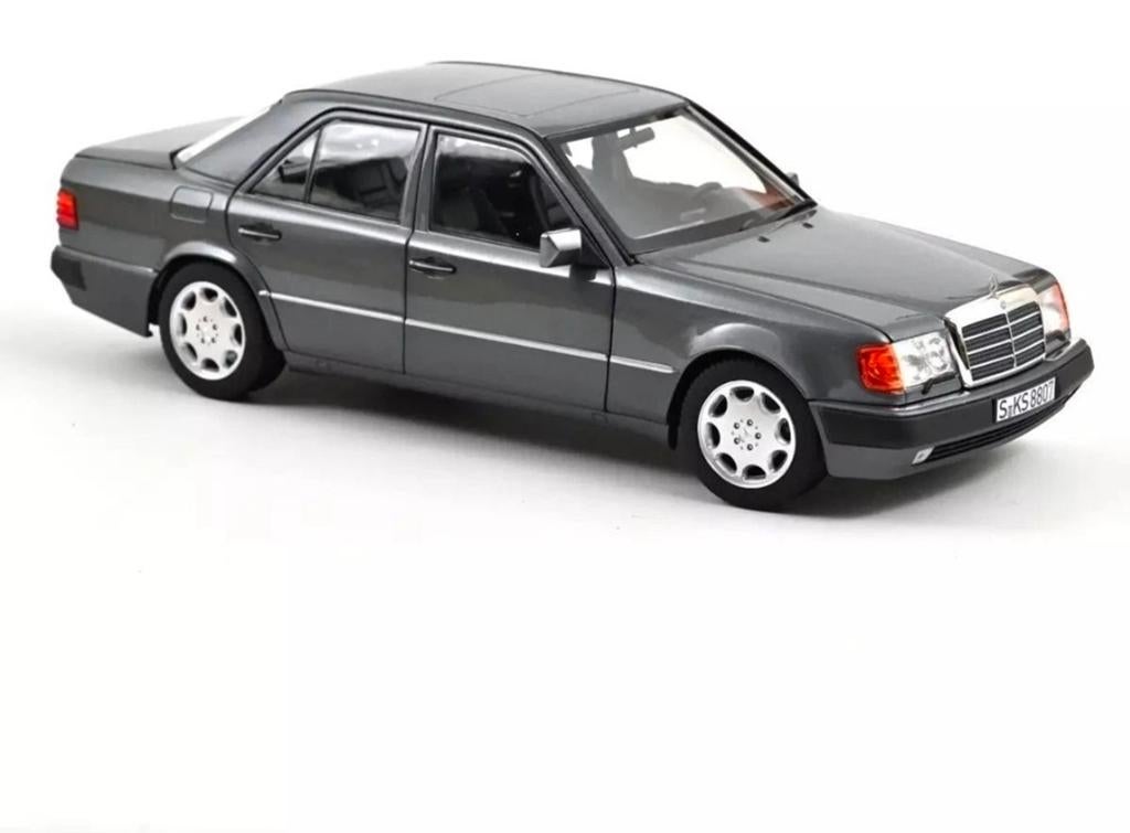 NOREV MERCEDES BENZ 500E 1990 PEARL GREY 1/18, Hobby en Vrije tijd, Modelauto's | 1:18, Ophalen of Verzenden, Norev