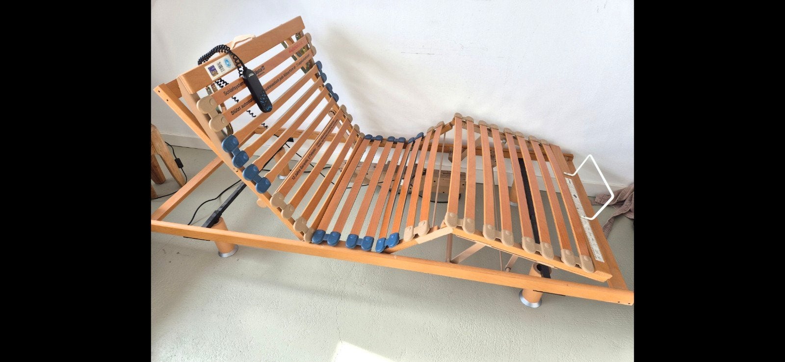 Verstelbare lattenbodem met motor, Ophalen, 90 cm, Eenpersoons, Bruin