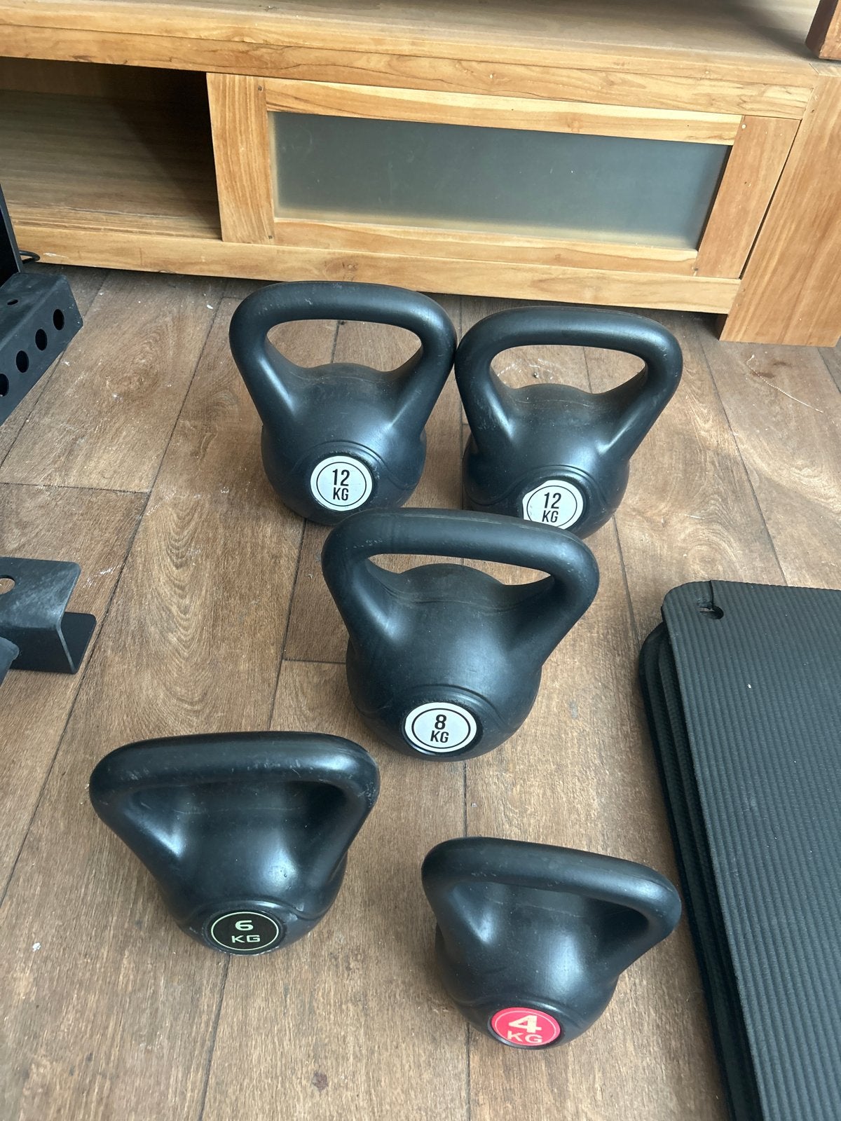 Kettlebell set (4, 6, 8, 12 kg), Sport en Fitness, Ophalen, Gebruikt, Armen, Kettlebell