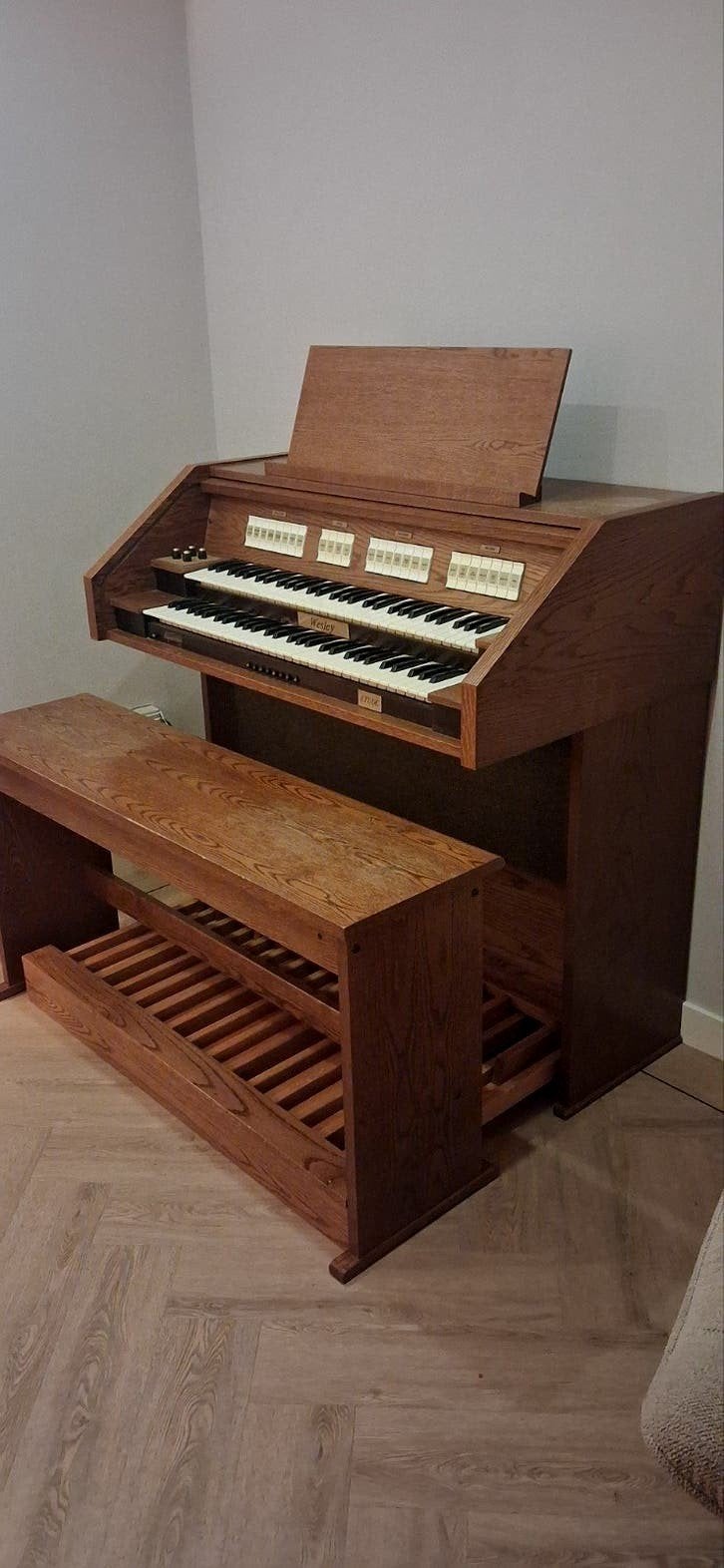 wesley etude orgel, Muziek en Instrumenten, Ophalen, Gebruikt, 2 klavieren, Orgel