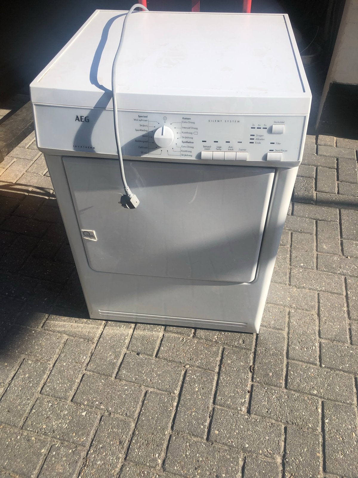 AEG Luchtafvoerdroger met afvoerslang, Ophalen, 6 tot 8 kg, Gebruikt, Luchtafvoer