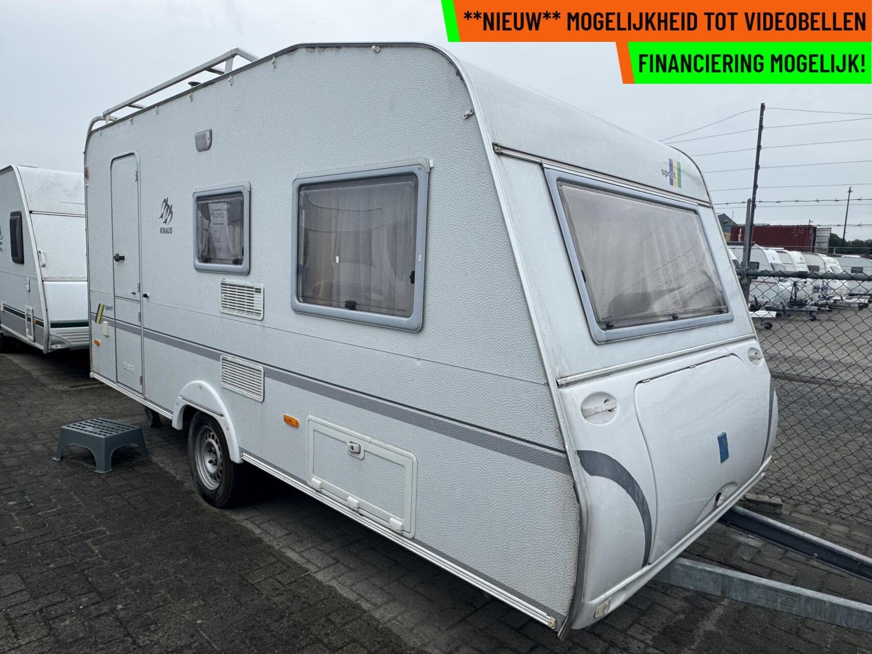 Knaus SPORT W04420, DWARSBED, TREINZIT, VOORTENT, Caravans en Kamperen, Serviceluik, Bedrijf, 750 - 1000 kg, 6 tot 7 meter