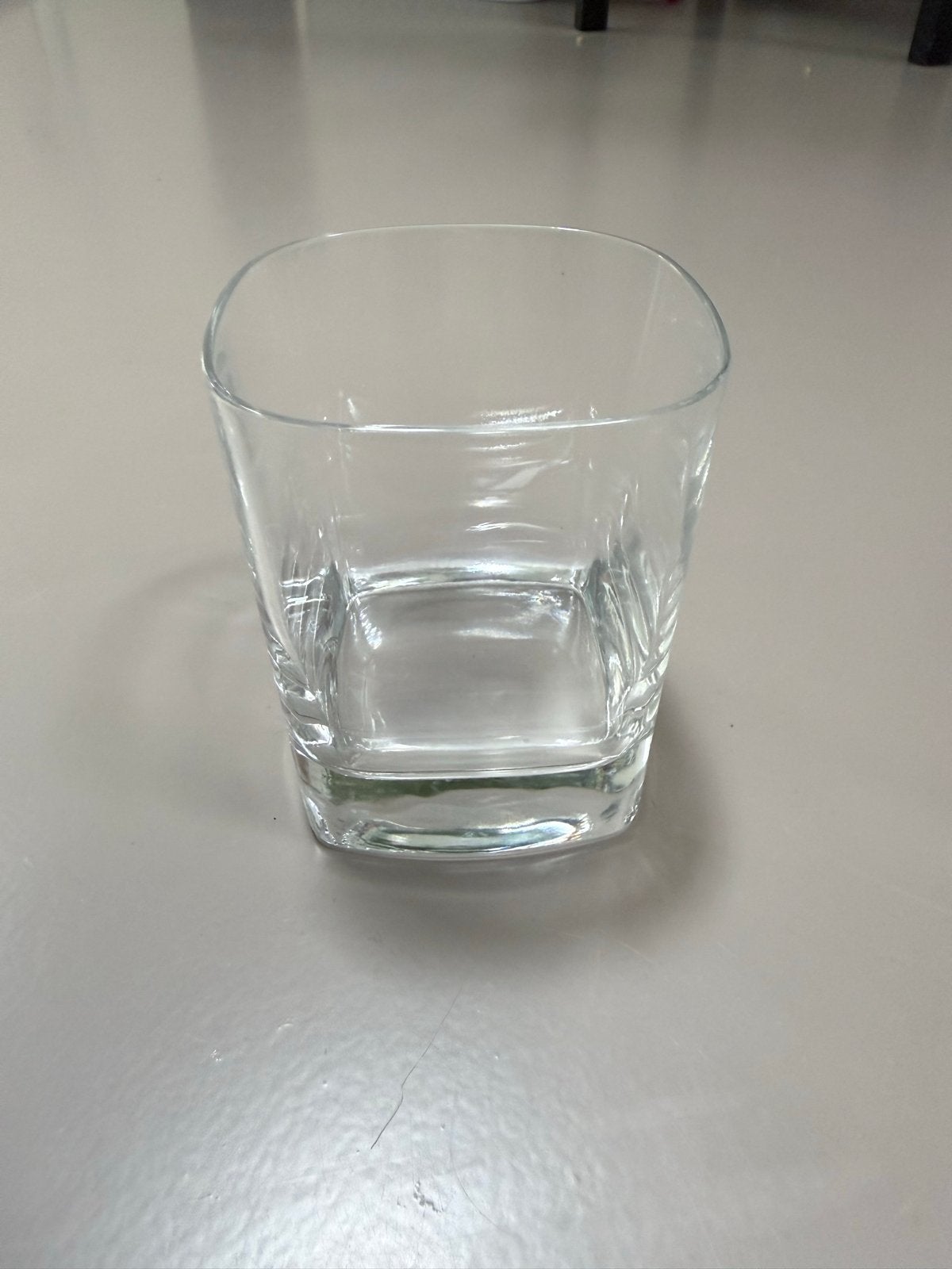 Set van 6 degelijke zware whiskey glazen, Ophalen, Zo goed als nieuw, Borrel- of Shotglas