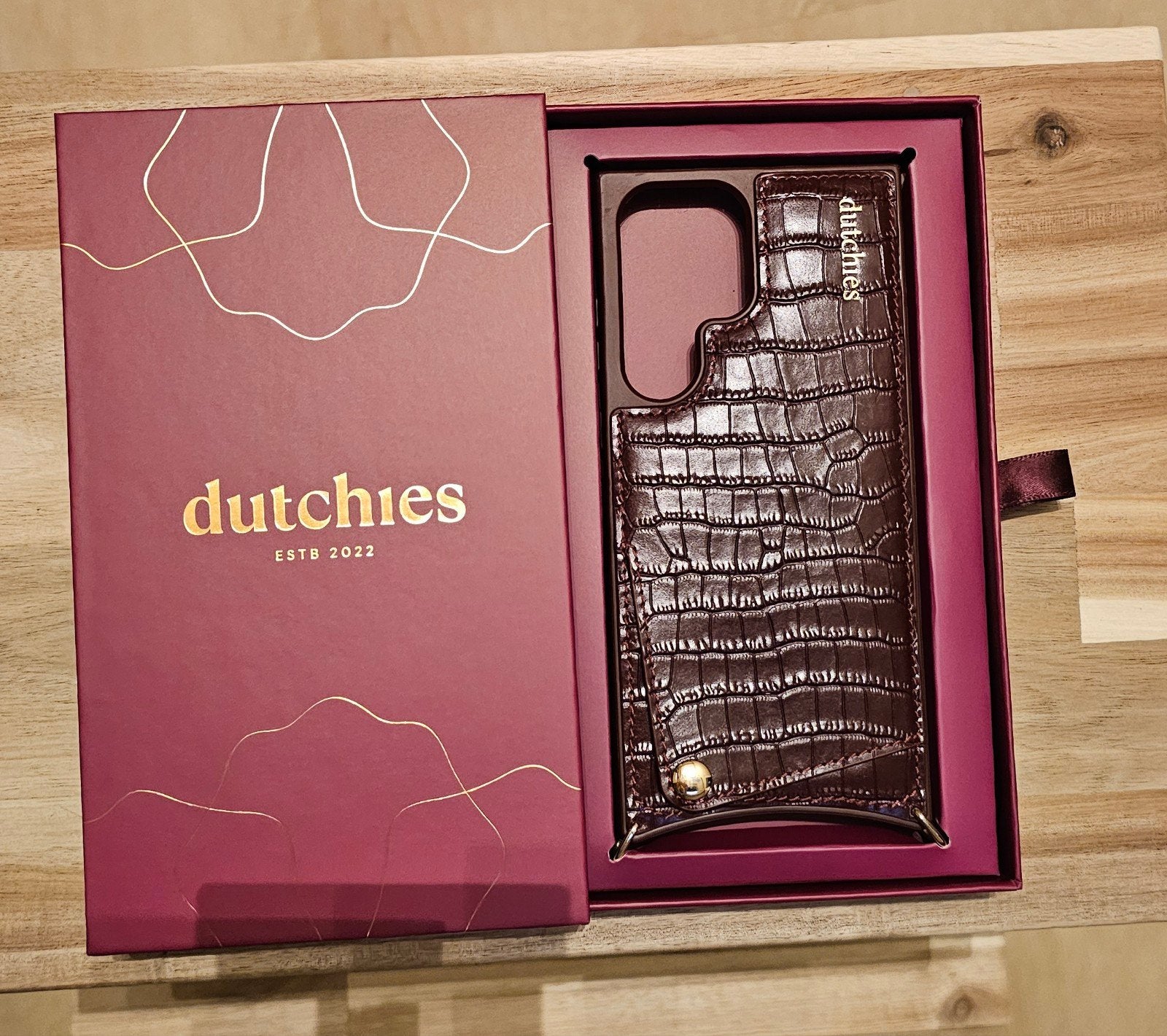 Dutchies Burgundy S23ultra hoes, Ophalen of Verzenden, Zo goed als nieuw