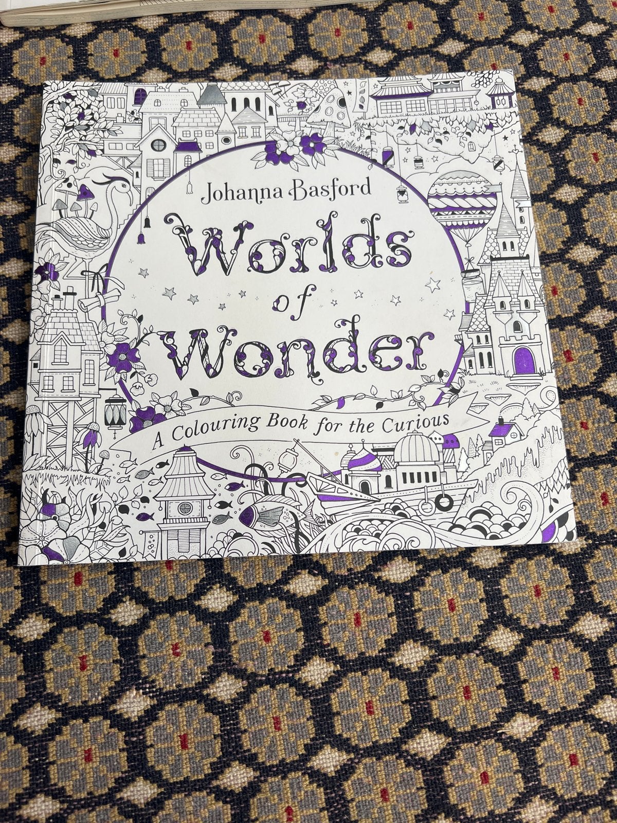 Worlds of Wonder Kleurboek Johanna Basford - Gedeeltelijk in, Boeken, Ophalen of Verzenden, Gelezen, Non-fictie
