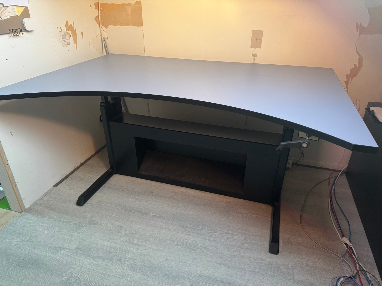 Hoog laag bureau, tot 5sept beschikbaar!, Huis en Inrichting, Bureaus, Ophalen, Zo goed als nieuw