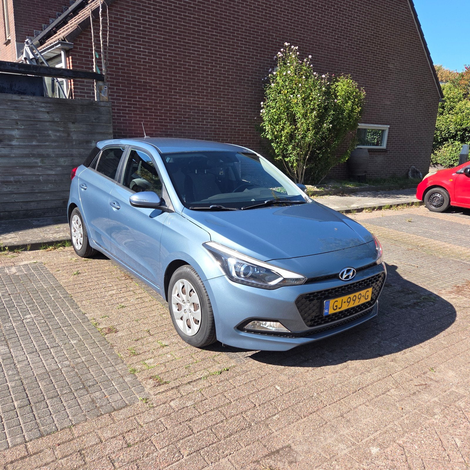 Hyundai i20 1.2 I 5-DRS 2015 Blauw, Auto's, 31 €/maand, 4 cilinders, Blauw, Origineel Nederlands