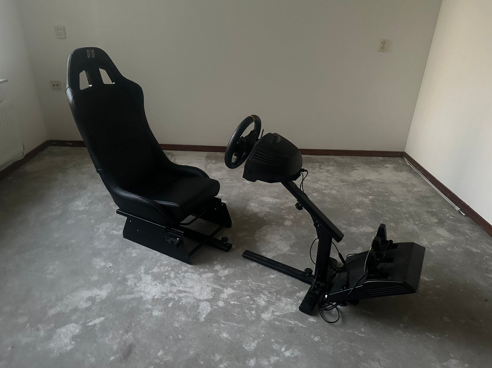 Thrustmaster TX Race Stuur/Racing Wheel + Playseat Evolution, Ophalen of Verzenden, Zo goed als nieuw, Stuurtje of Sportattribuut