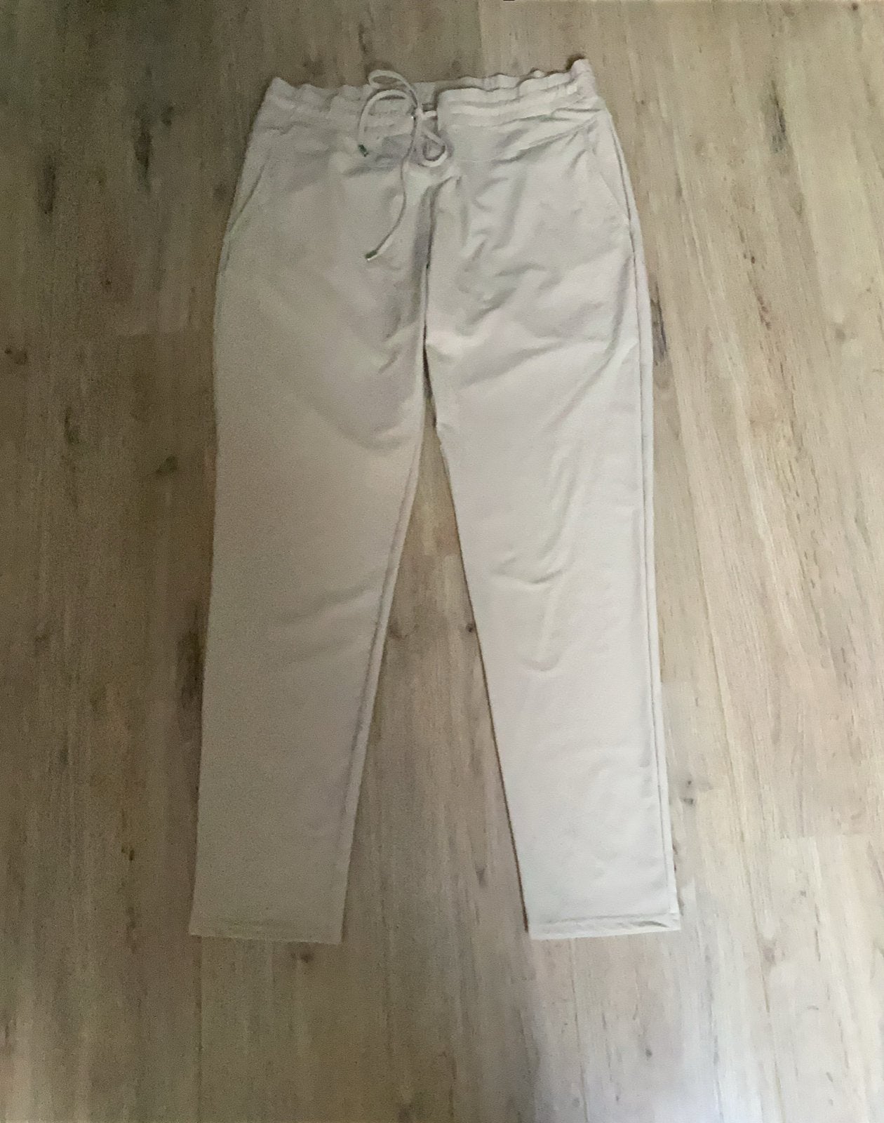 Beige broek Another Woman Penny, travelstof nieuw, maat 2XL, Kleding | Dames, Ophalen of Verzenden, Nieuw, Maat 46/48 (XL) of groter