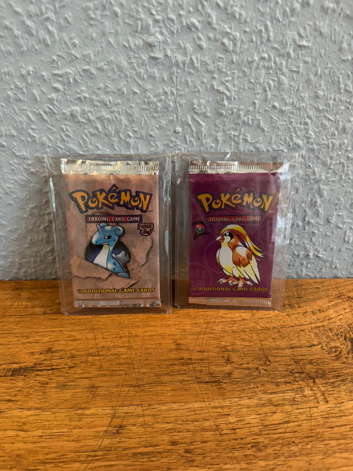 Pokemon Vintage Packs, Ophalen of Verzenden, Zo goed als nieuw, Booster