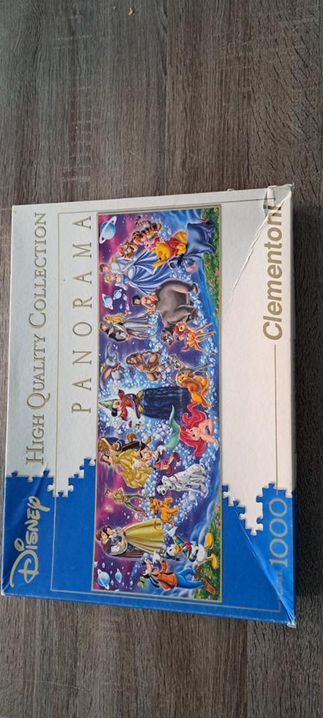 Disney family panorama puzzel 1000 compleet clementoni 30784, Ophalen of Verzenden, 500 t/m 1500 stukjes, Zo goed als nieuw