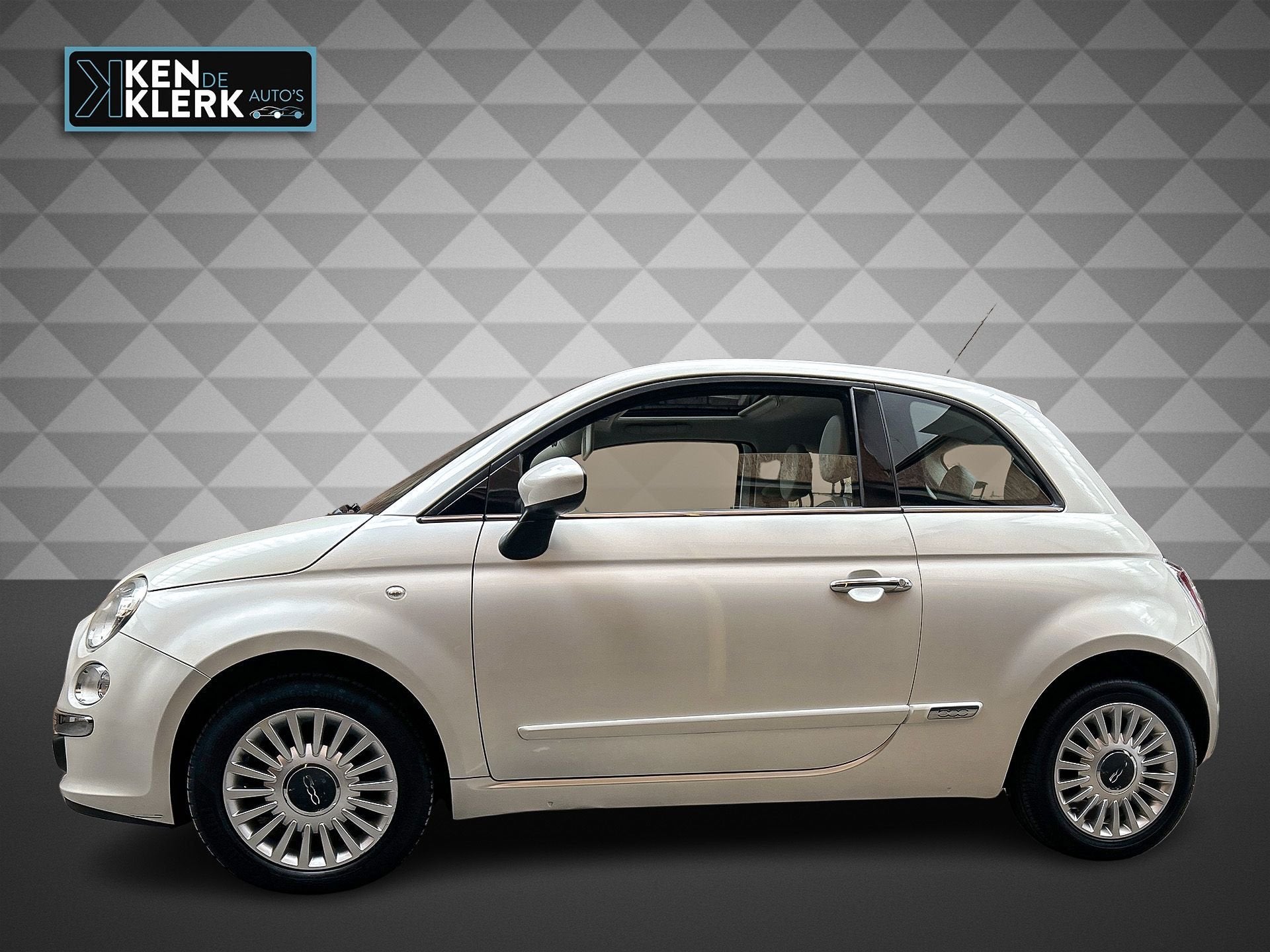 Fiat 500 1.2 Lounge |Automaat |Panorama|Carplay-Navi|Nap!, Auto's, Fiat, Euro 5, Gebruikt, 1242 cc, Origineel Nederlands