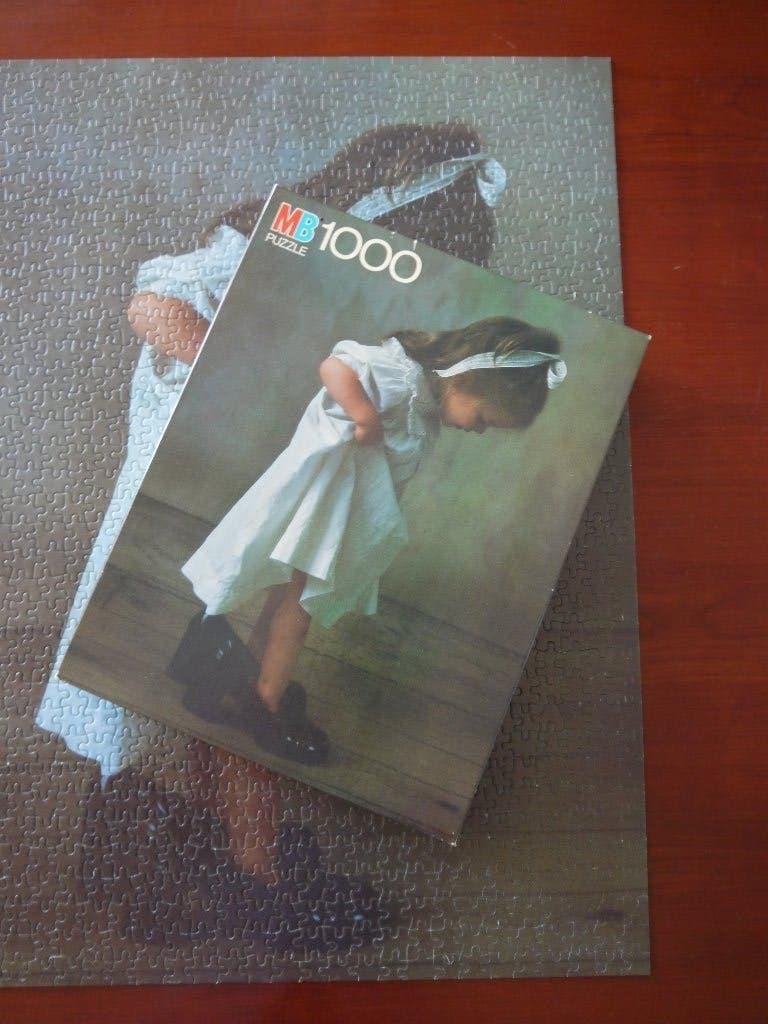 MB Legpuzzel - Titel: Mammie's schoenen, Ophalen, 500 t/m 1500 stukjes, Zo goed als nieuw, Legpuzzel