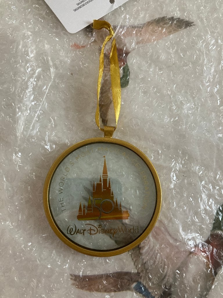 Nieuw Disney ornament - 50th year Disney world, Verzamelen, Ophalen of Verzenden, Overige figuren, Nieuw, Beeldje of Figuurtje