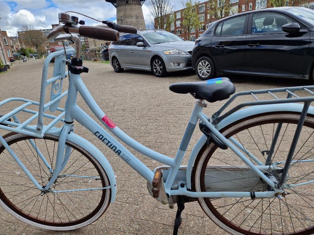 Koop uw damesfiets bij ons en steun gelijk onze stichting!, Fietsen en Brommers, Fietsen | Dames | Damesfietsen, Ophalen, Zo goed als nieuw