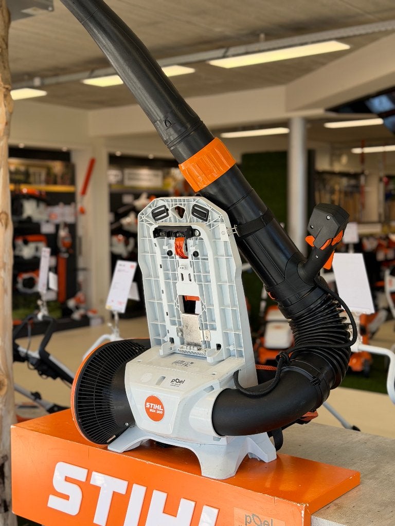STIHL BGA 300 – 6 maanden garantie incl onderhoudsbeurt, Tuin en Terras, Ophalen of Verzenden, Elektrisch, Stihl