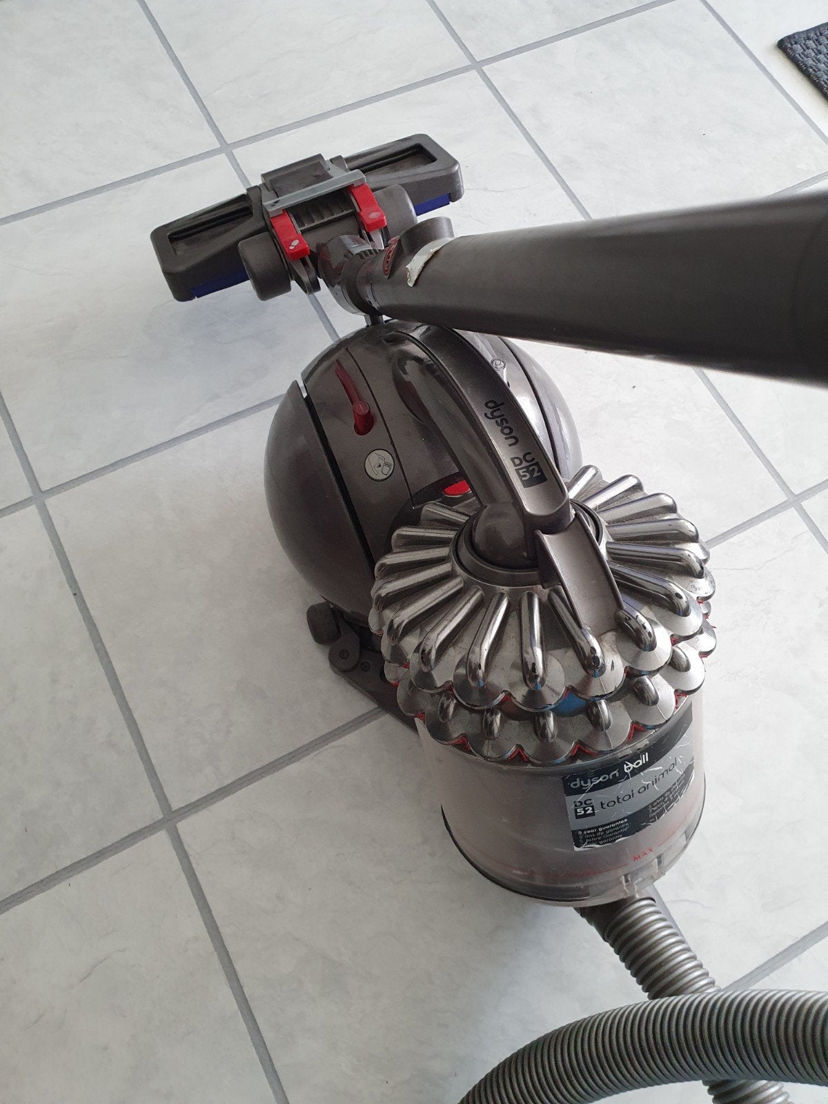 dyson zakloze stofzuiger met sterke zuigkracht, Witgoed en Apparatuur, Stofzuigers, Ophalen of Verzenden, Zo goed als nieuw