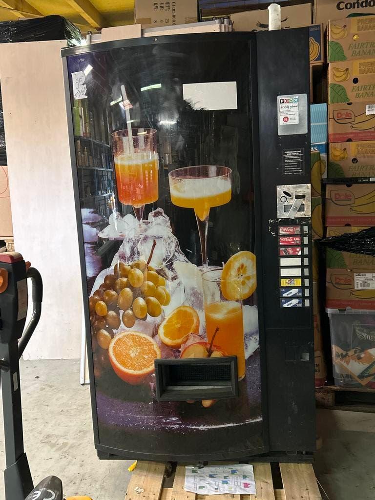 Goed werkende blikjesautomaat met frisdrankafbeelding, Verzamelen, Automaten | Overige, Ophalen of Verzenden, Gebruikt