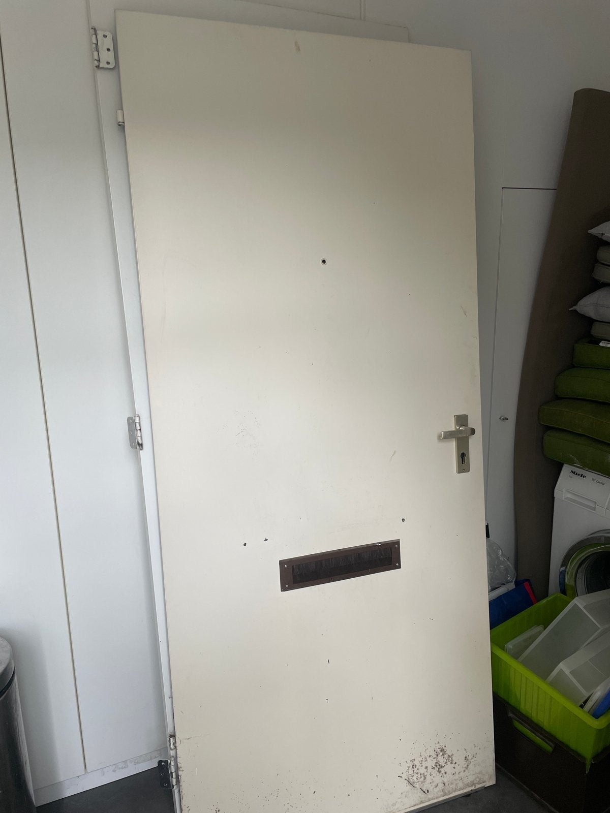 GRATIS Gebruikte Buitendeur met Brievenbus en Klink, Ophalen, Gebruikt, 80 tot 100 cm, Buitendeur