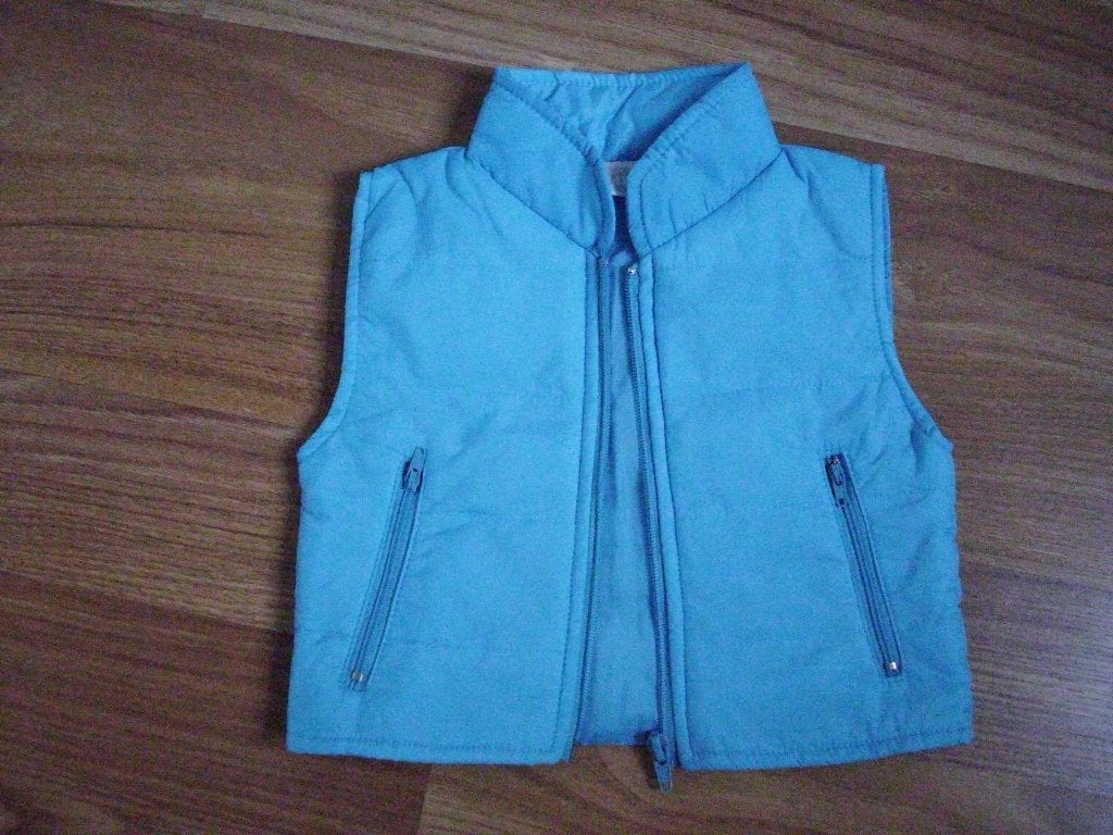 Blauwe Bodywarmer / zomerjas maat 80., Kinderen en Baby's, Babykleding | Maat 80, Ophalen of Verzenden, Zo goed als nieuw, Jongetje of Meisje