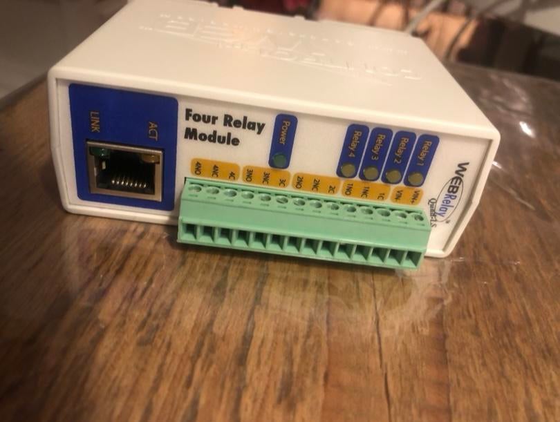 Te koop: 4-kanaals relais module (via netwerk te bedienen), Ophalen of Verzenden, Nieuw